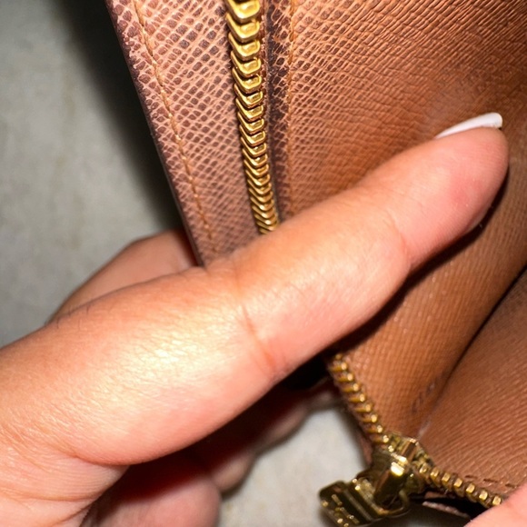 Louis Vuitton Monogram Portefeiulle Sarah Long Bifold Wallet Brown - Picture 10 of 15